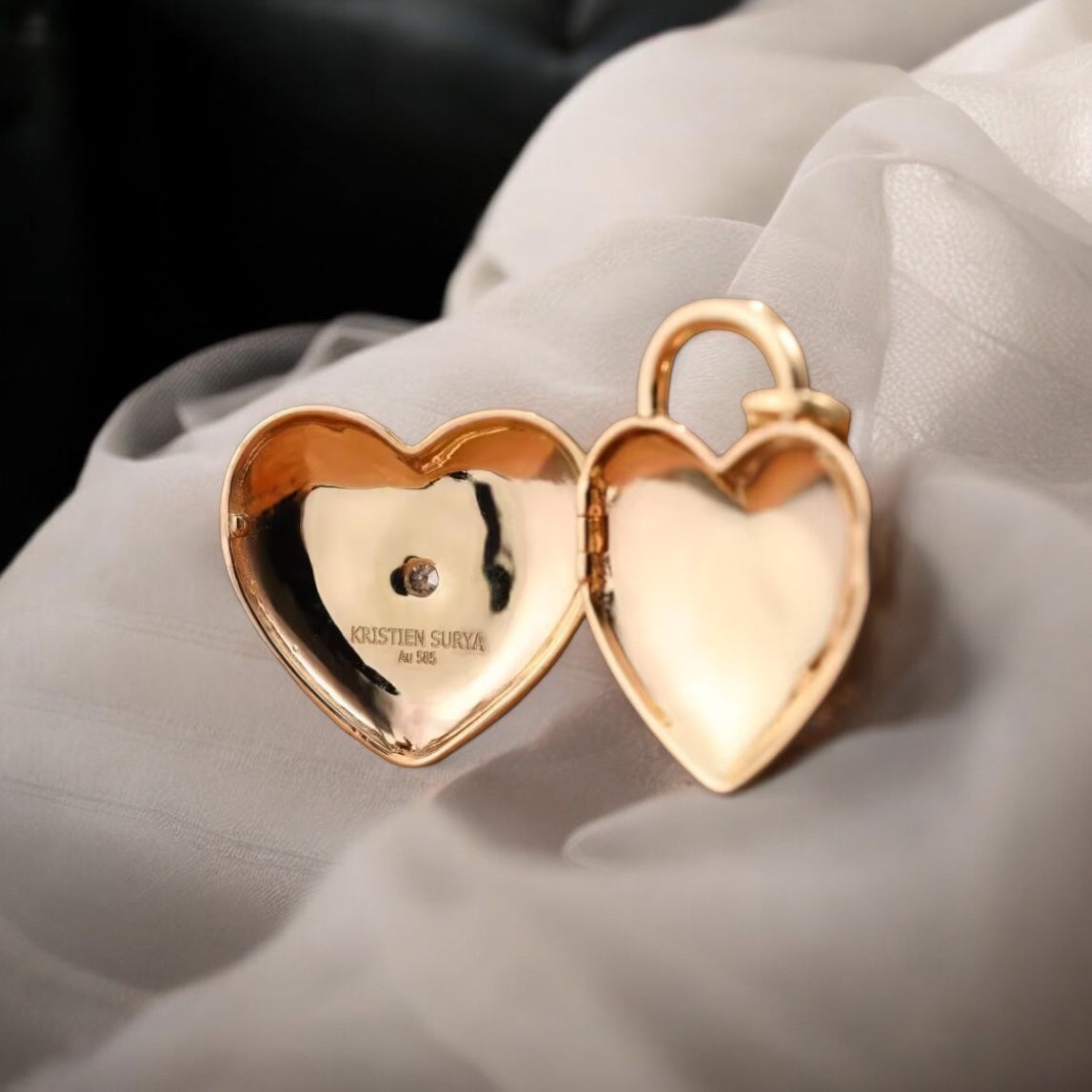 Devotion Heart Locklet Necklace Solid 14K Gold