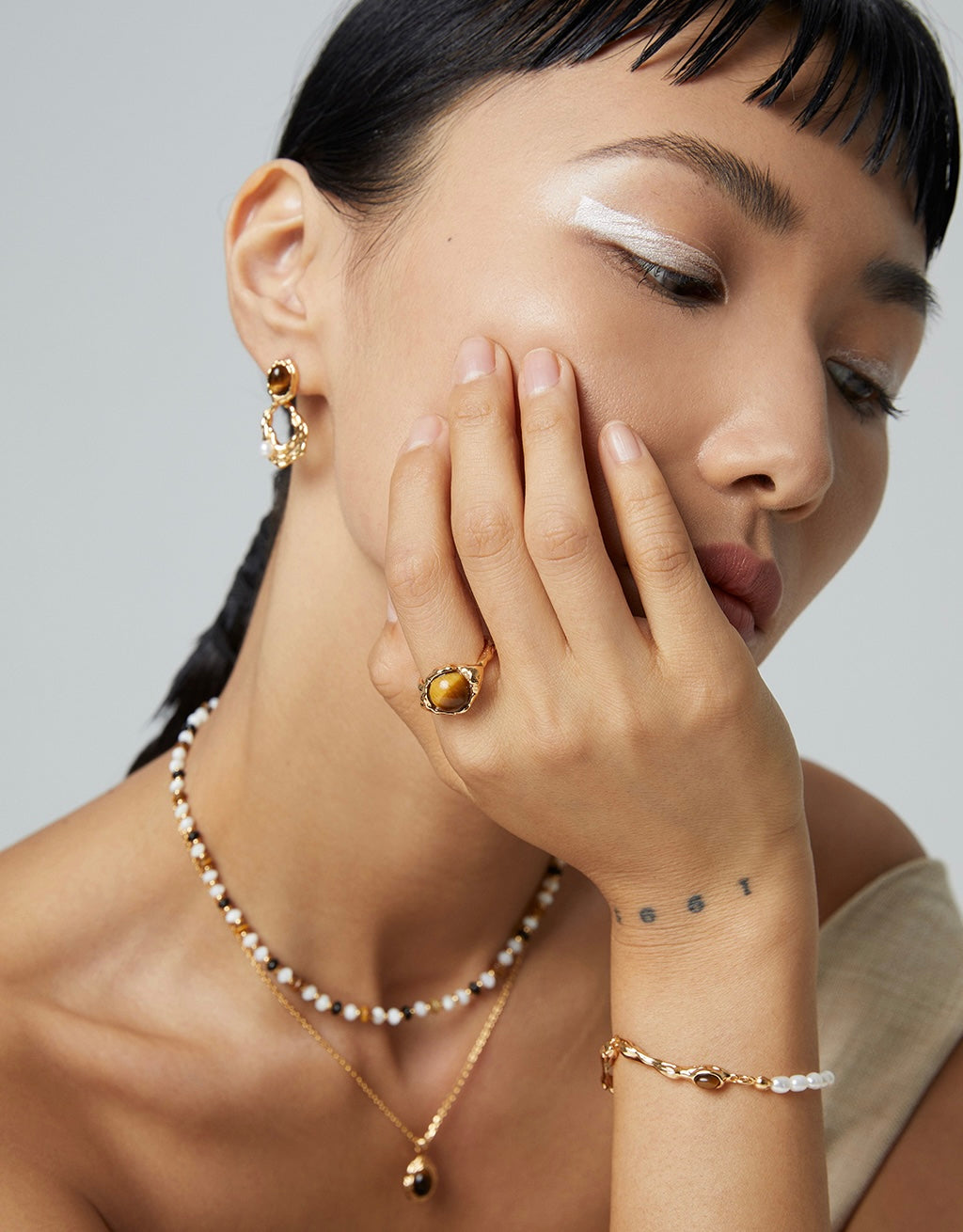 Sunyata Organically Shaped Tiger's Eye Pearl Bracelet